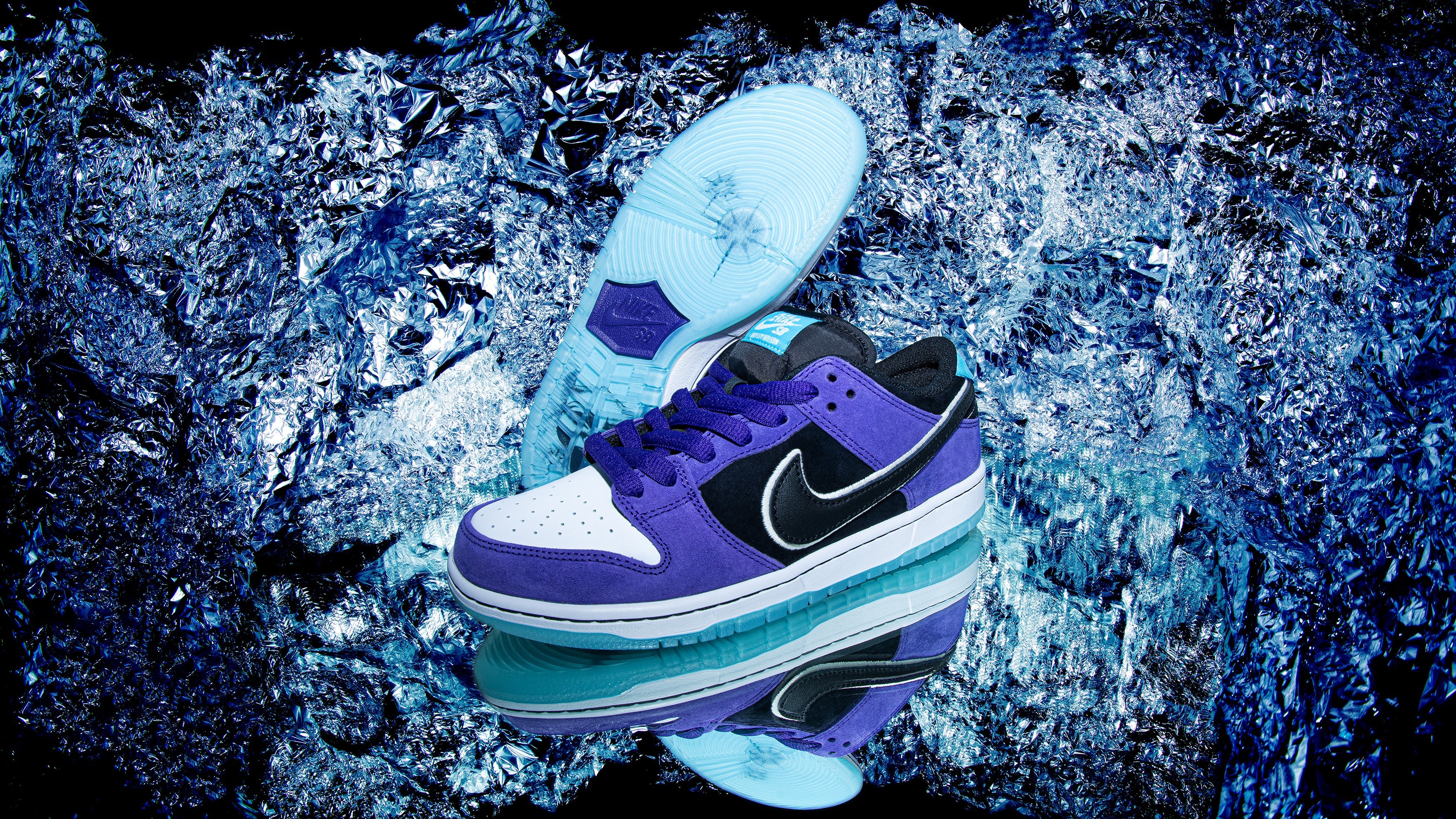 NIKE SB DUNK LOW PRO "HAYLEY WILSON"