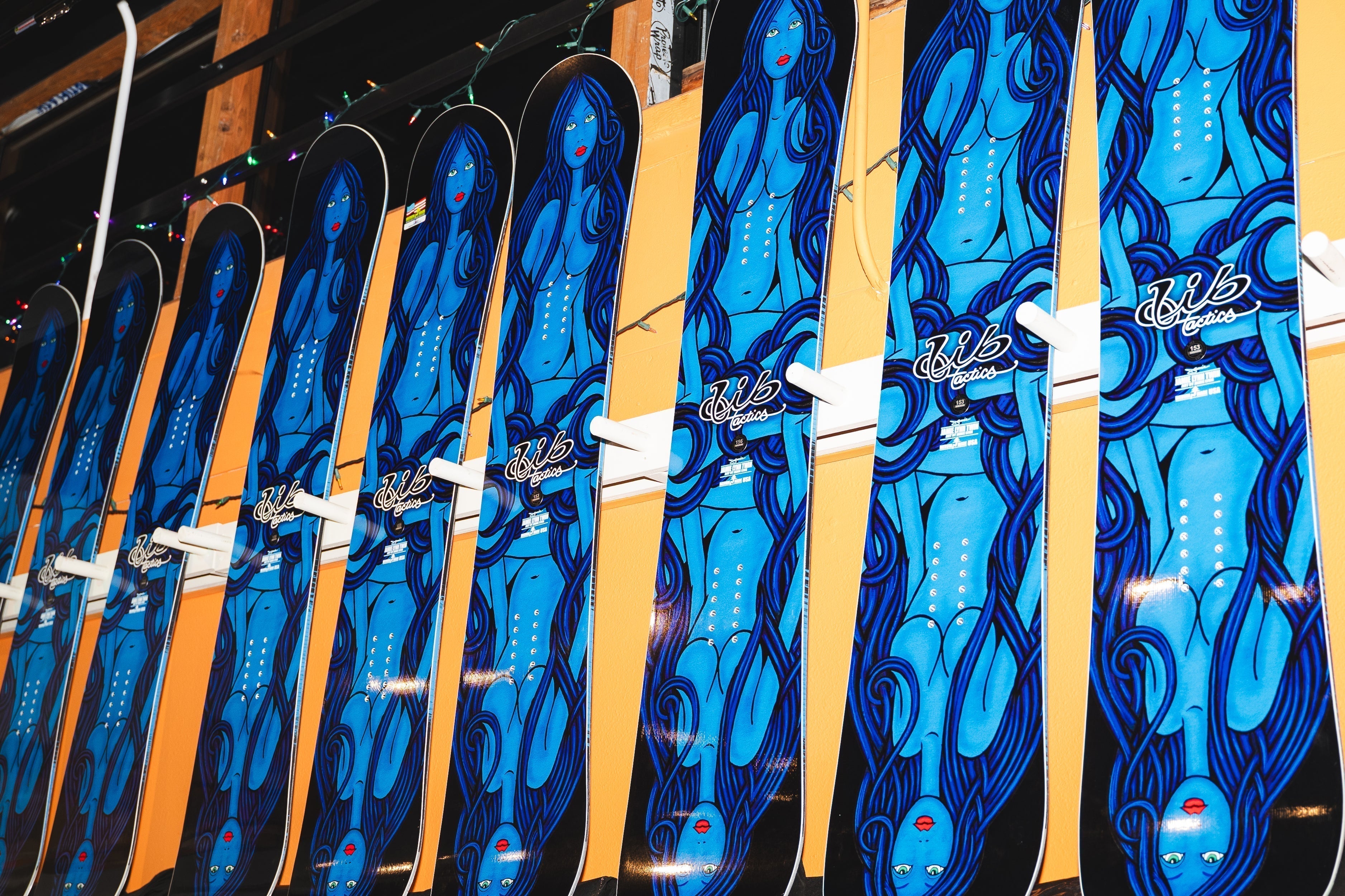 LIBTECH X TACTICS X JAMIE LYNN LIMITED SNOWBOARDS