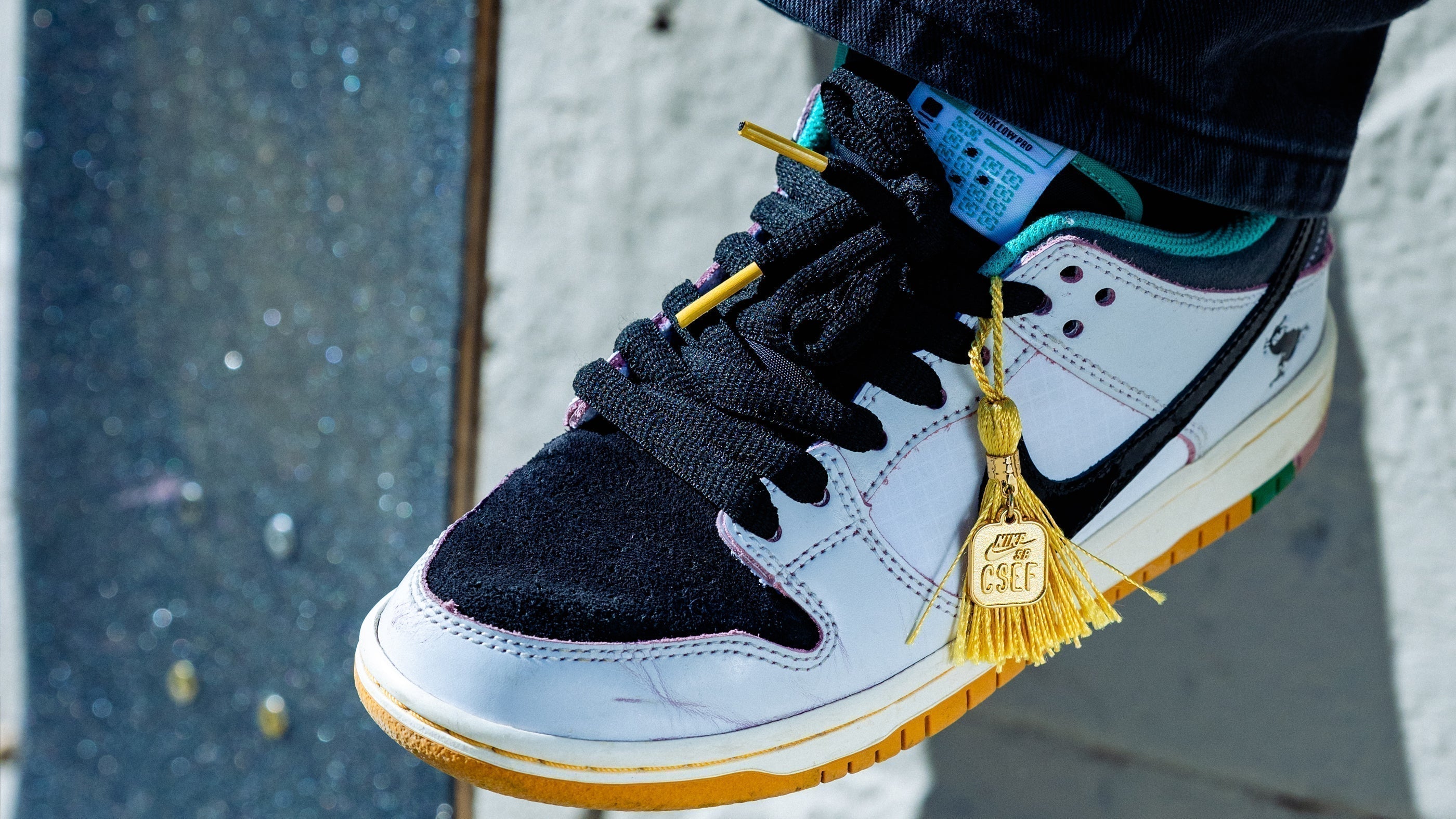 🎓NIKE SB DUNK LOW PRO QS "CSEF"