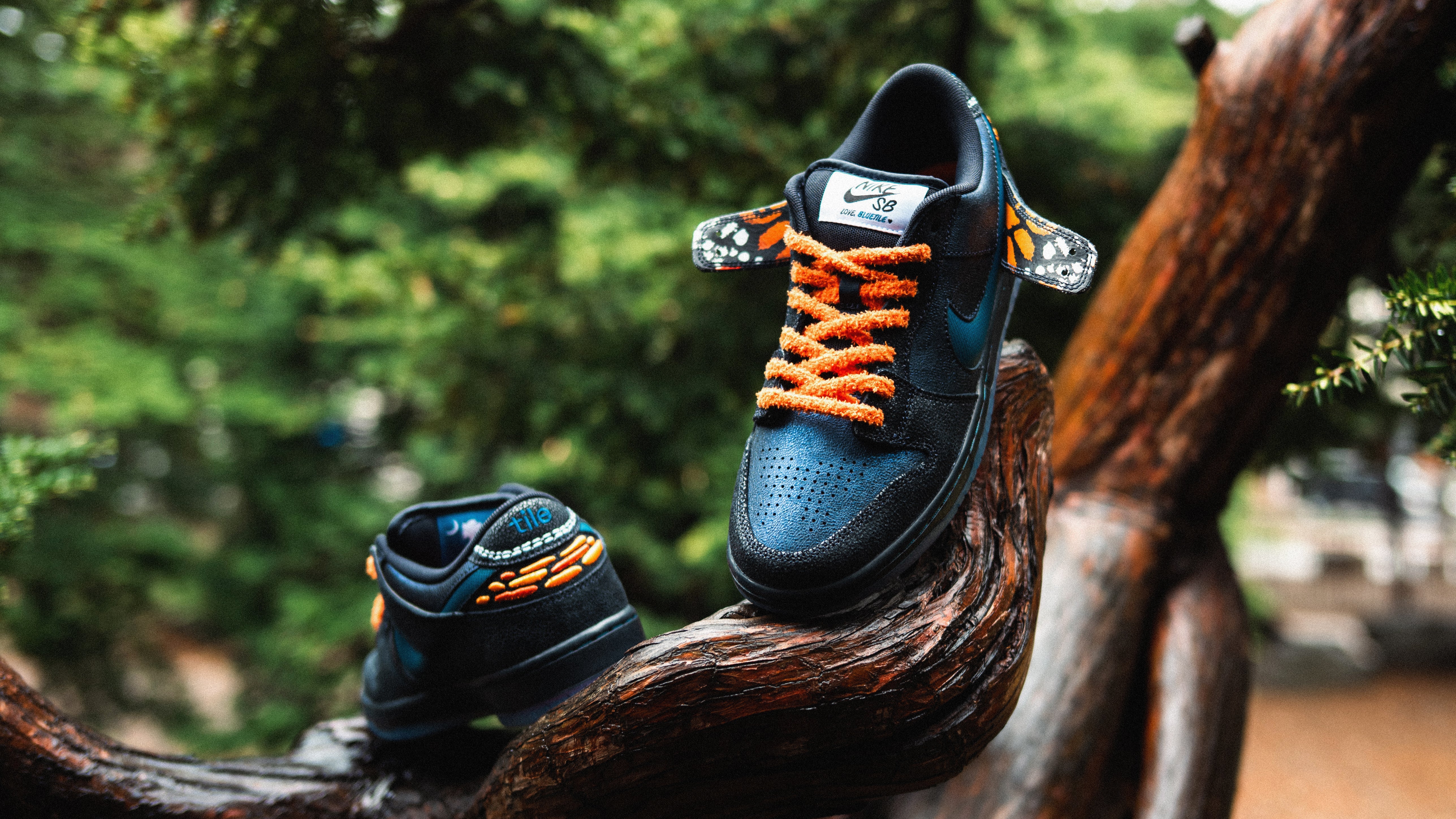 【NIKE SB】DUNK LOW PRO QS "BLUETILE SKATEBOARDS"