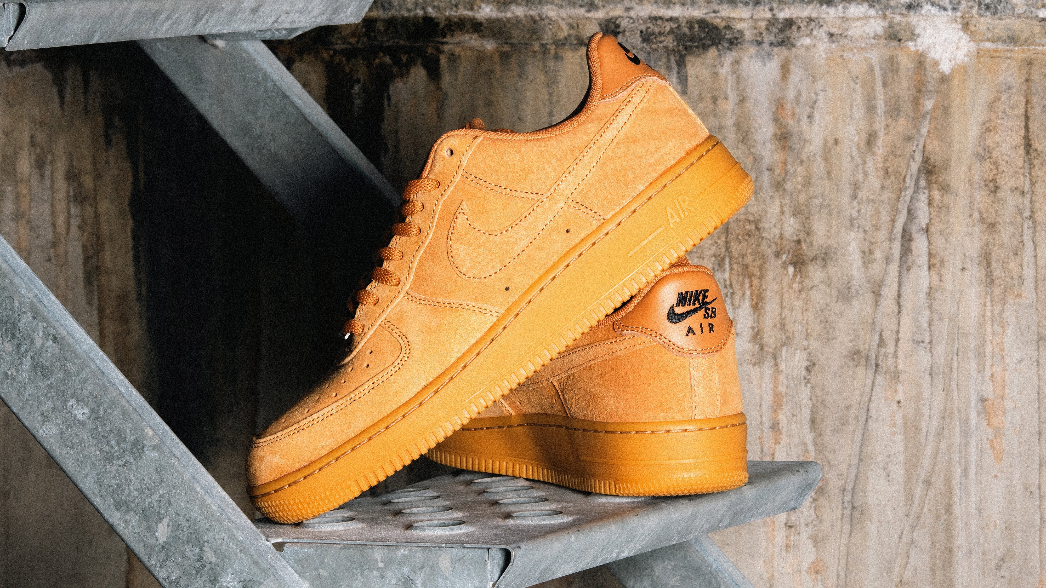 NIKE SB | ナイキ スケートボーディングのAF1バナー