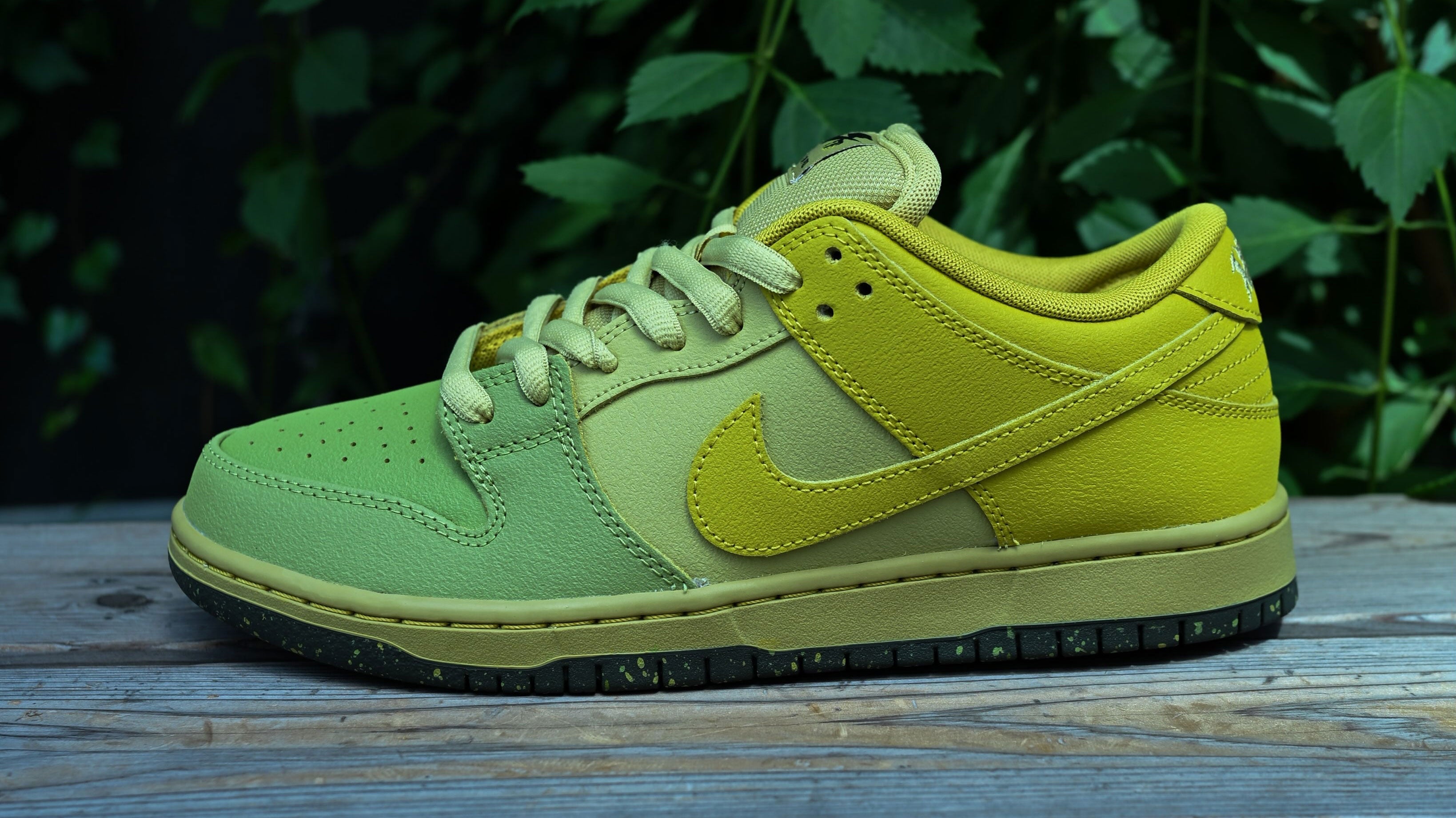 NIKE SB | ナイキ スケートボーディングのAF1バナー