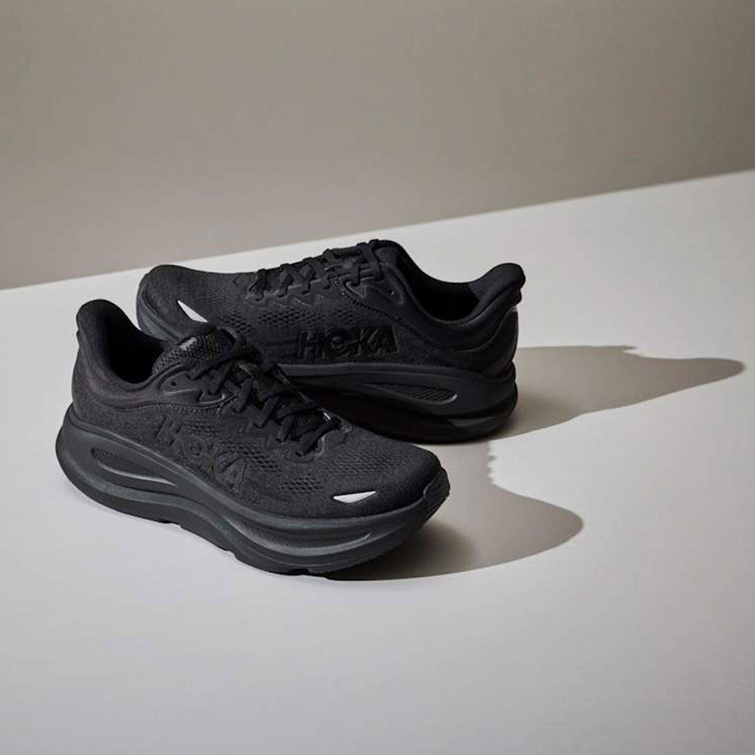 HOKA(ホカ)| BONDI 9 / BLACK/BLACK | スノーボード・スケートボードのTACTICS JAPAN