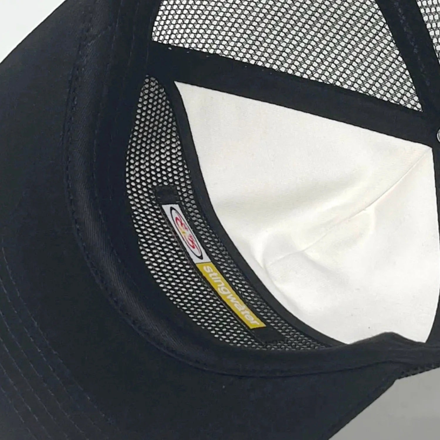 STINGWATER JEANS HAT / WHITE BLACK