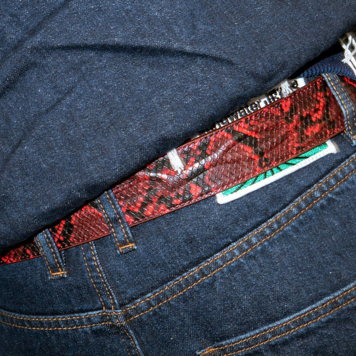 STINGWATER(スティングウォーター)| VEIN BELT / RED SNAKE | スノーボード・スケートボードのTACTICS JAPAN