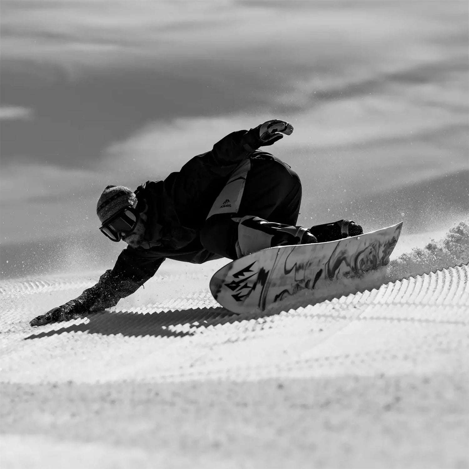 STORM WOLF SNOWBOARD 2025