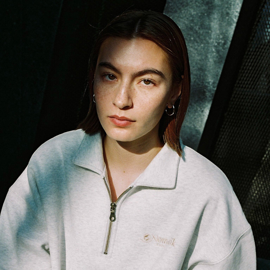 NOMADIK(ノマディック)| HALFZIP CREW / GRAY | スノーボード・スケートボードのTACTICS JAPAN