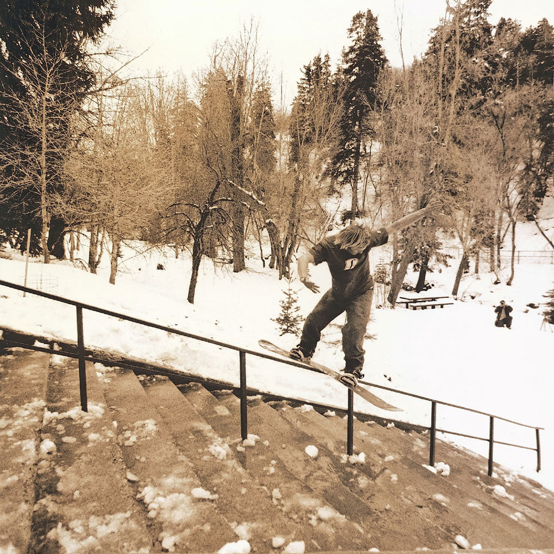 FORUM SNOWBOARDS(フォーラム スノーボード)| FORUM LEGENDS T-SHIRT | スノーボード・スケートボードのTACTICS JAPAN