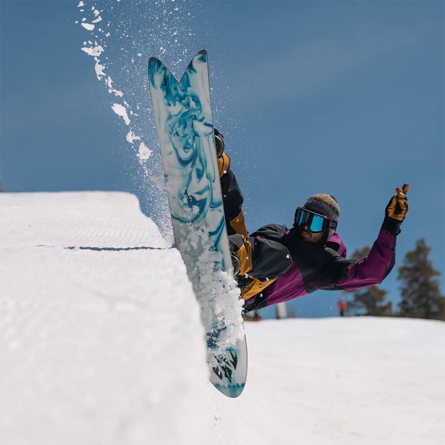 STORM WOLF SNOWBOARD 2025