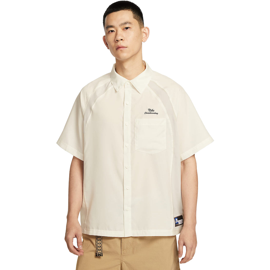 NIKE SB(ナイキ スケートボーディング)| NIKE SB DRI-FIT WOVEN SHORT-SLEEVE BOWLER SHIRT / WHITE | スノーボード・スケートボードのTACTICS JAPAN