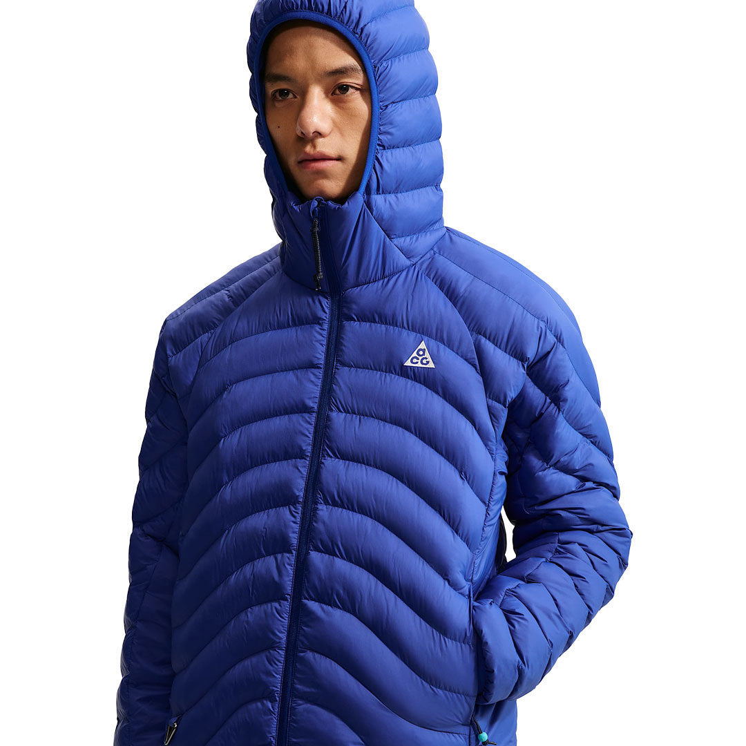 NIKE ACG(ナイキ エーシージー)| NIKE ACG LAVA FLOW THERMA-FIT ADV HOODED JACKET / OLD ROYAL/SUMMIT WHITE | スノーボード・スケートボードのTACTICS JAPAN