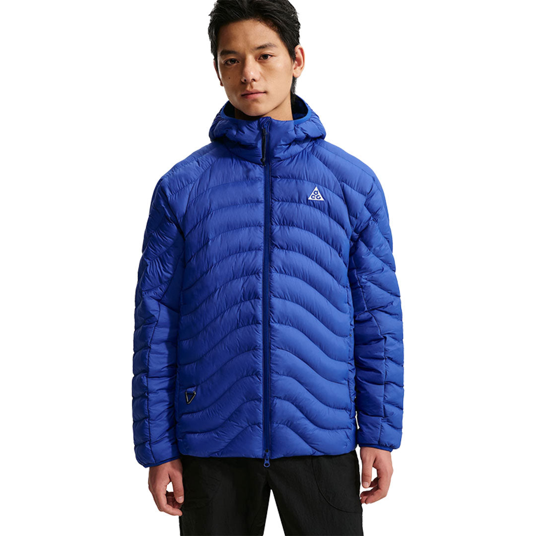 NIKE ACG(ナイキ エーシージー)| NIKE ACG LAVA FLOW THERMA-FIT ADV HOODED JACKET / OLD ROYAL/SUMMIT WHITE | スノーボード・スケートボードのTACTICS JAPAN