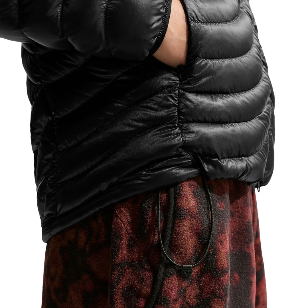 NIKE ACG(ナイキ エーシージー)| NIKE ACG WOMEN'S LAVA FLOW ULTRALIGHT THERMA-FIT ADV DOWN JACKET / BOLD BERRY/MONARCH PURPLE/SUMMIT WHITE | スノーボード・スケートボードのTACTICS JAPAN