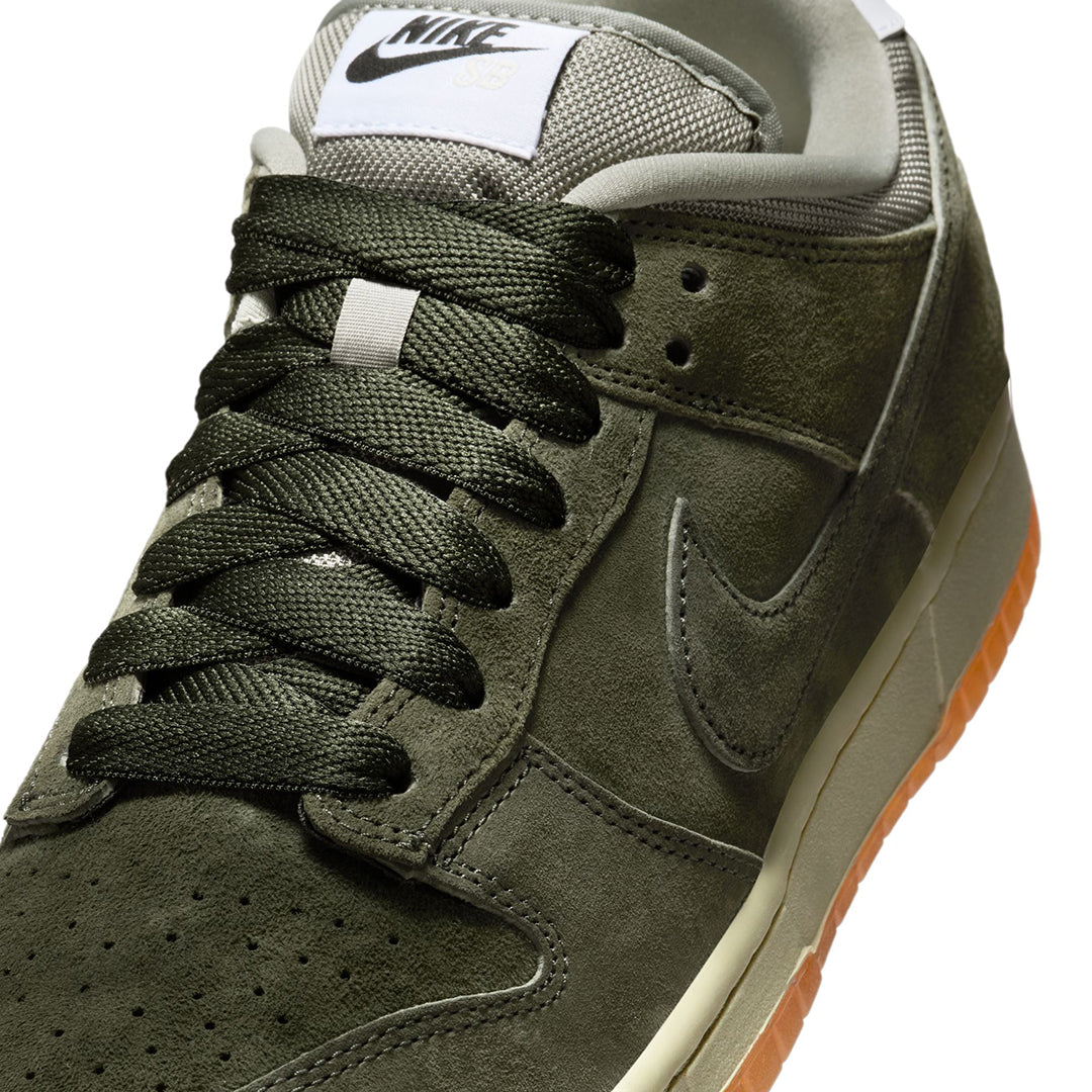 NIKE SB(ナイキ スケートボーディング)| DUNK LOW PRO B | スノーボード・スケートボードのTACTICS JAPAN
