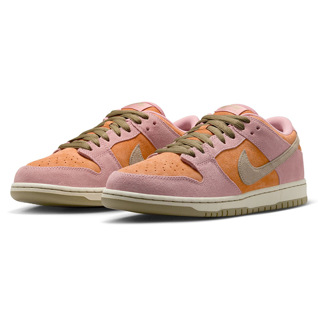 NIKE SB(ナイキ スケートボーディング)|  DUNK LOW PRO / RED STARDUST | スノーボード・スケートボードのTACTICS JAPAN