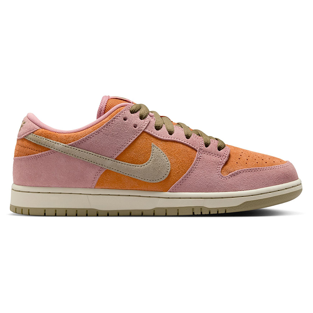NIKE SB(ナイキ スケートボーディング)|  DUNK LOW PRO / RED STARDUST | スノーボード・スケートボードのTACTICS JAPAN