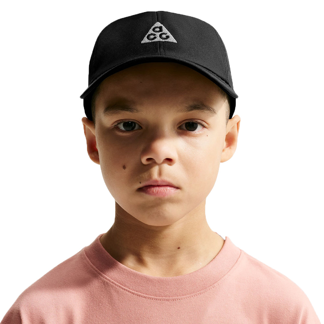 NIKE ACG (ナイキ エーシージー) | 【KIDS】NIKE ACG CLUB BIG KIDS' CLUB CAP / BLACK | スノーボード・スケートボードのTACTICS JAPAN