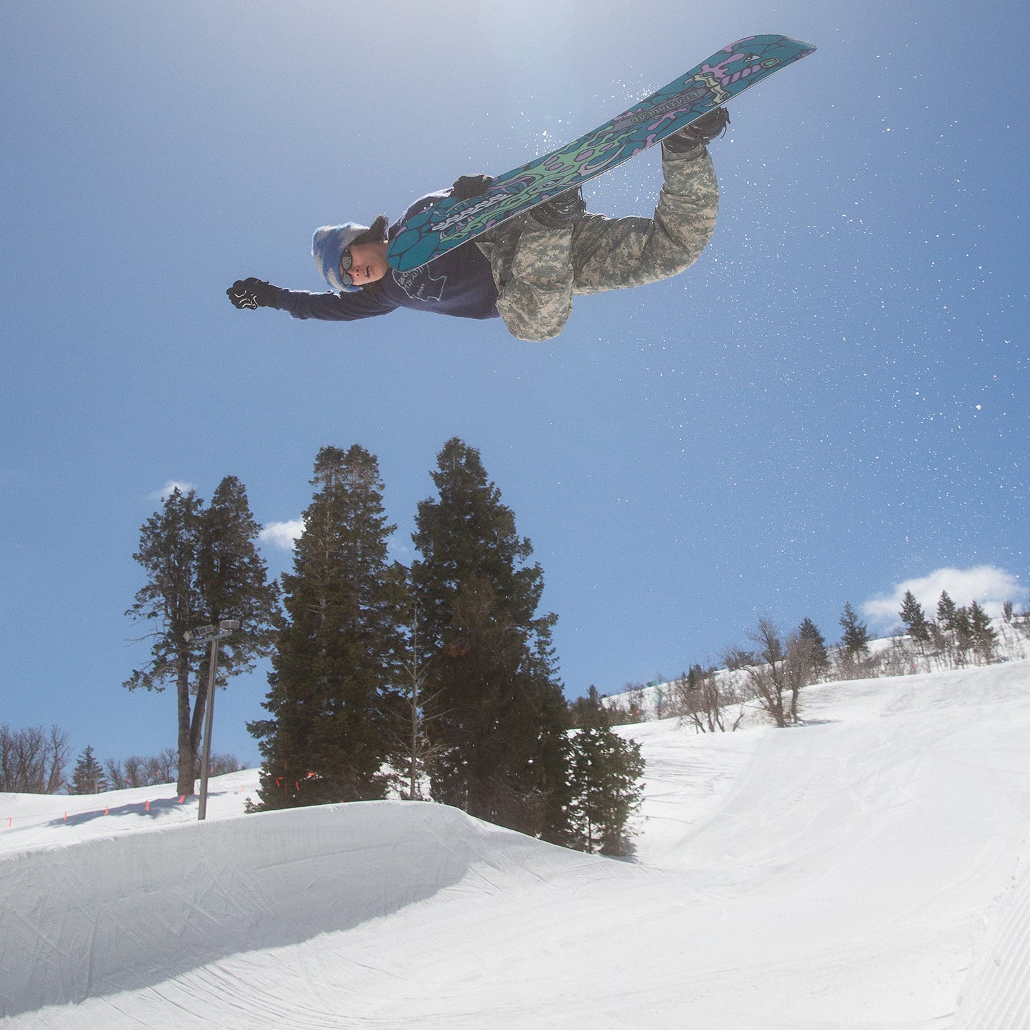 K2 X BRAIN DEAD PASSPORT SNOWBOARD