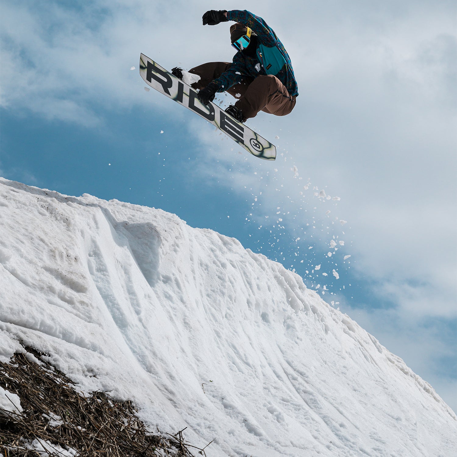 RIDE SNOWBOARDS(ライド スノーボード)| WARPIG SNOWBOARD 2025 | スノーボード・スケートボードのTACTICS JAPAN