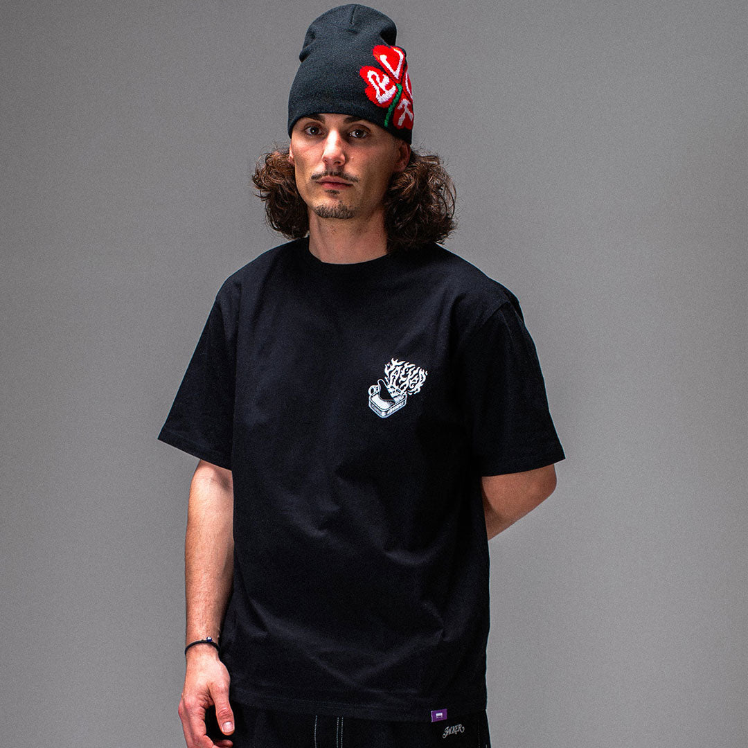 JACKER(ジャッカー)| BLACK SARDINE T-SHIRT / BLACK | スノーボード・スケートボードのTACTICS JAPAN