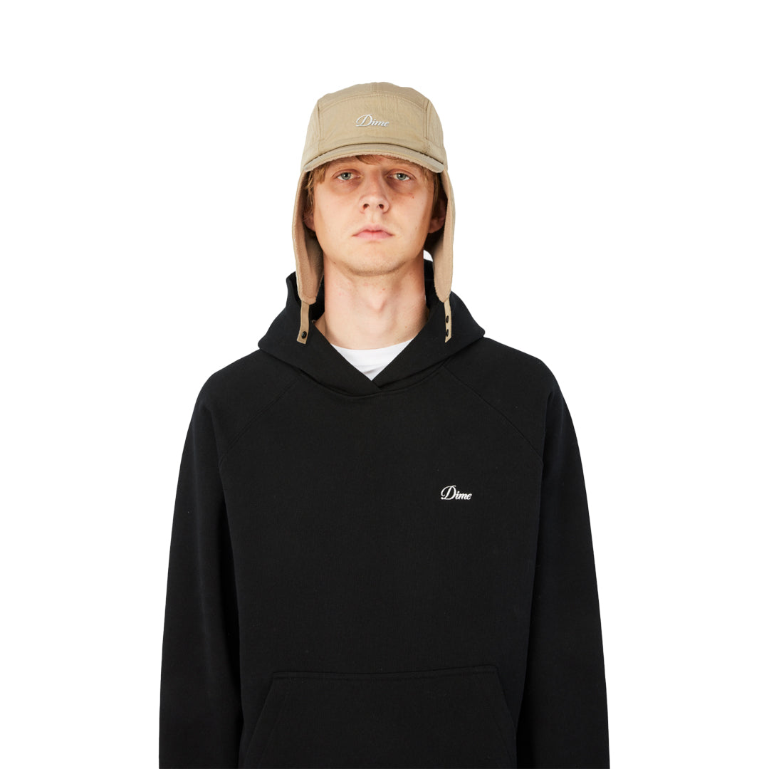 DIME MTL(ダイム モントリオール)| CURSIVE EARFLAP CAP / TAN | スケートボード・スノーボードのTACTICS JAPAN
