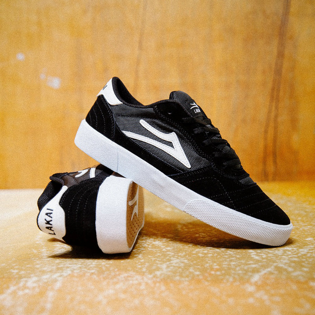 LAKAI(ラカイ)| CAMBRIDGE BLACK/WHITE SUEDE | スノーボード・スケートボードのTACTICS JAPAN