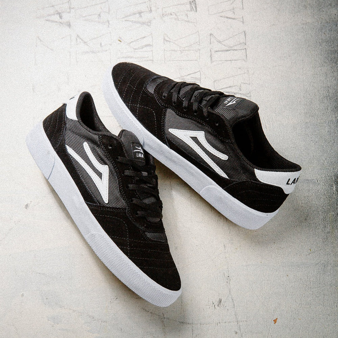 LAKAI(ラカイ)| CAMBRIDGE BLACK/WHITE SUEDE | スノーボード・スケートボードのTACTICS JAPAN