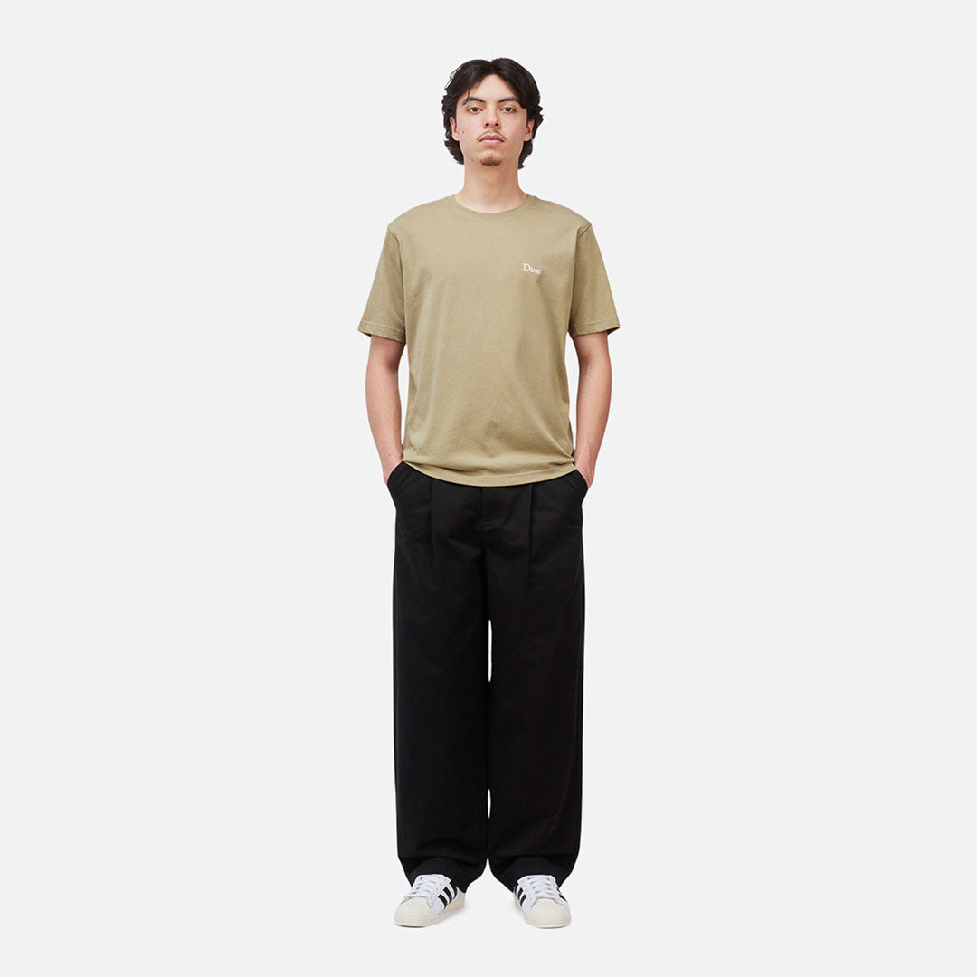 DIME MTL(ダイム モントリオール)| CLASSIC SMALL LOGO T-SHIRT / MILITARY OLIVE | スノーボード・スケートボードのTACTICS JAPAN