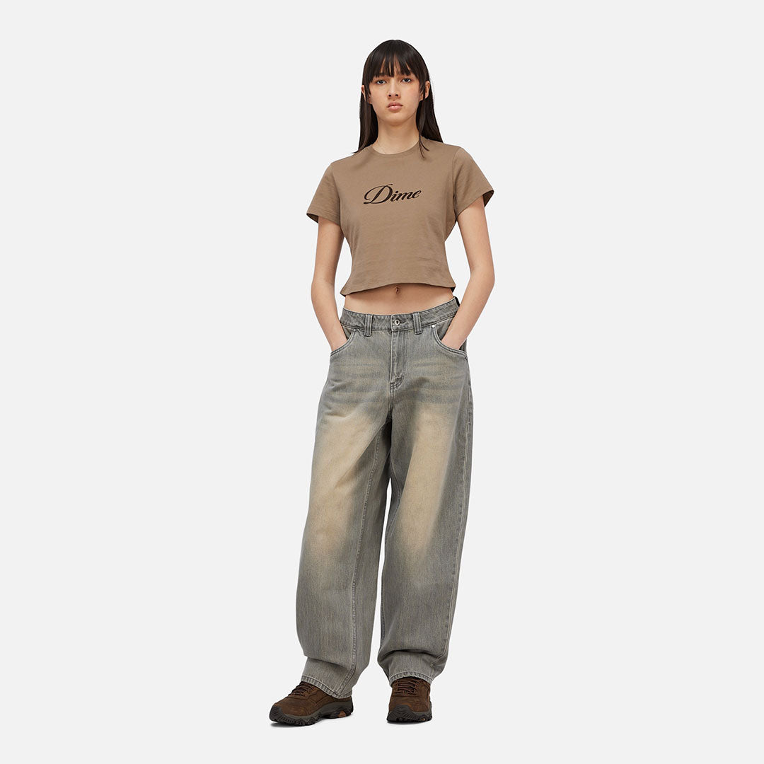 DIME MTL(ダイム モントリオール) | CURSIVE TEE / TAN | スノーボード・スケートボードのTACTICS JAPAN