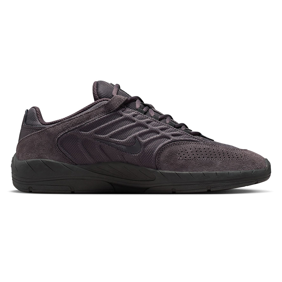 NIKE SB(ナイキ スケートボーディング)| NIKE SB VERTEBRAE / THUNDER GREY/THUNDER | スノーボード・スケートボードのTACTICS JAPAN