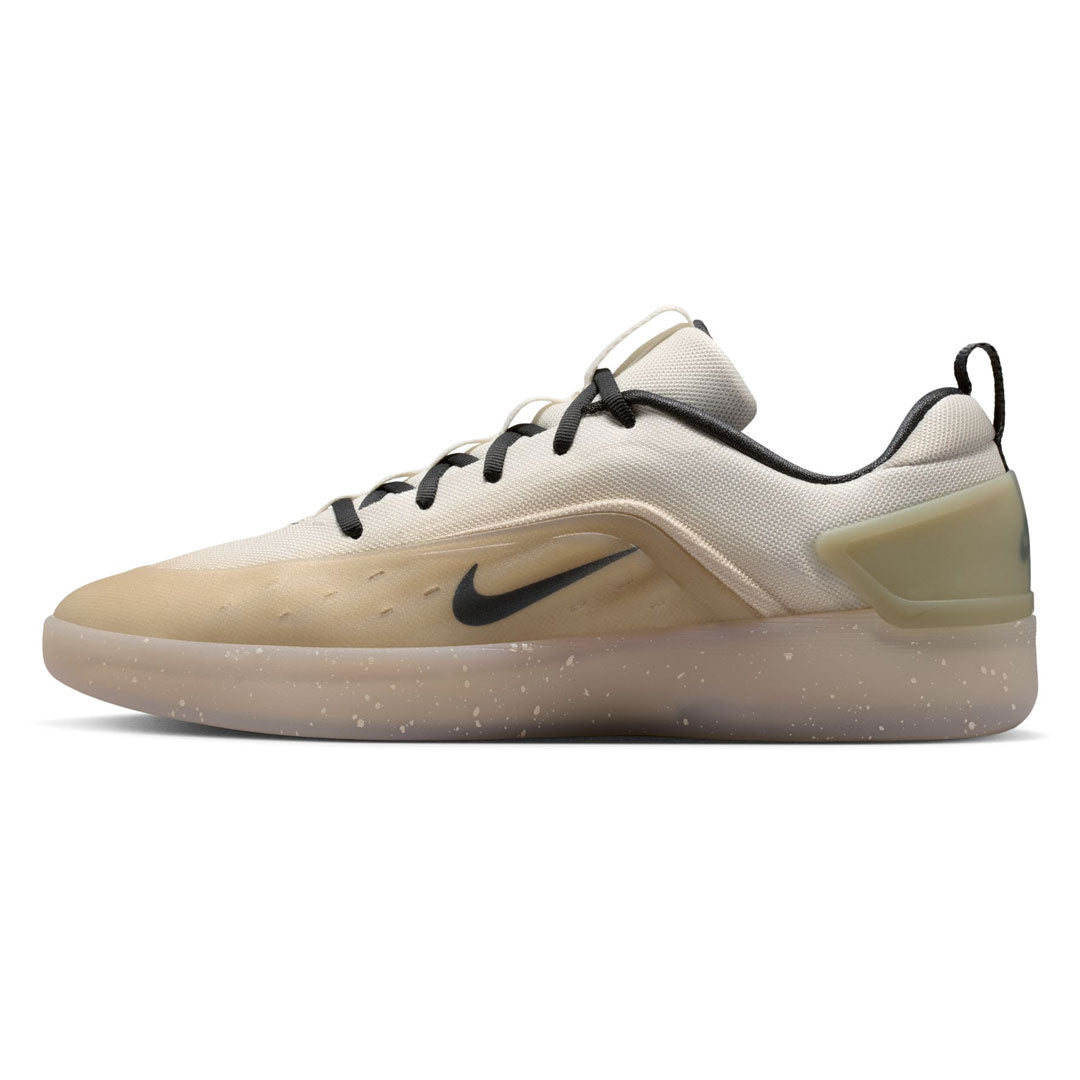 NIKE SB(ナイキ スケートボーディング)| NIKE SB ZOOM NYJAH 4 / DESERT KHAKI/LIGHT OREWOOD BROWN | スノーボード・スケートボードのTACTICS JAPAN