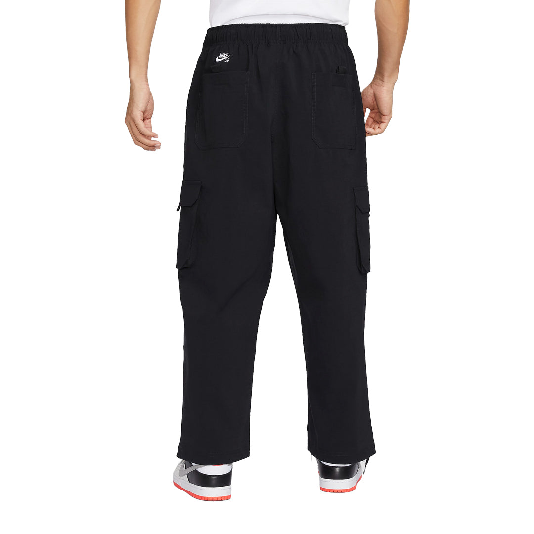 NIKE SB(ナイキ スケートボーディング)| NIKE SB DF KEARNY CARGO PANTS / BLACK/WHITE | スノーボード・スケートボードのTACTICS JAPAN