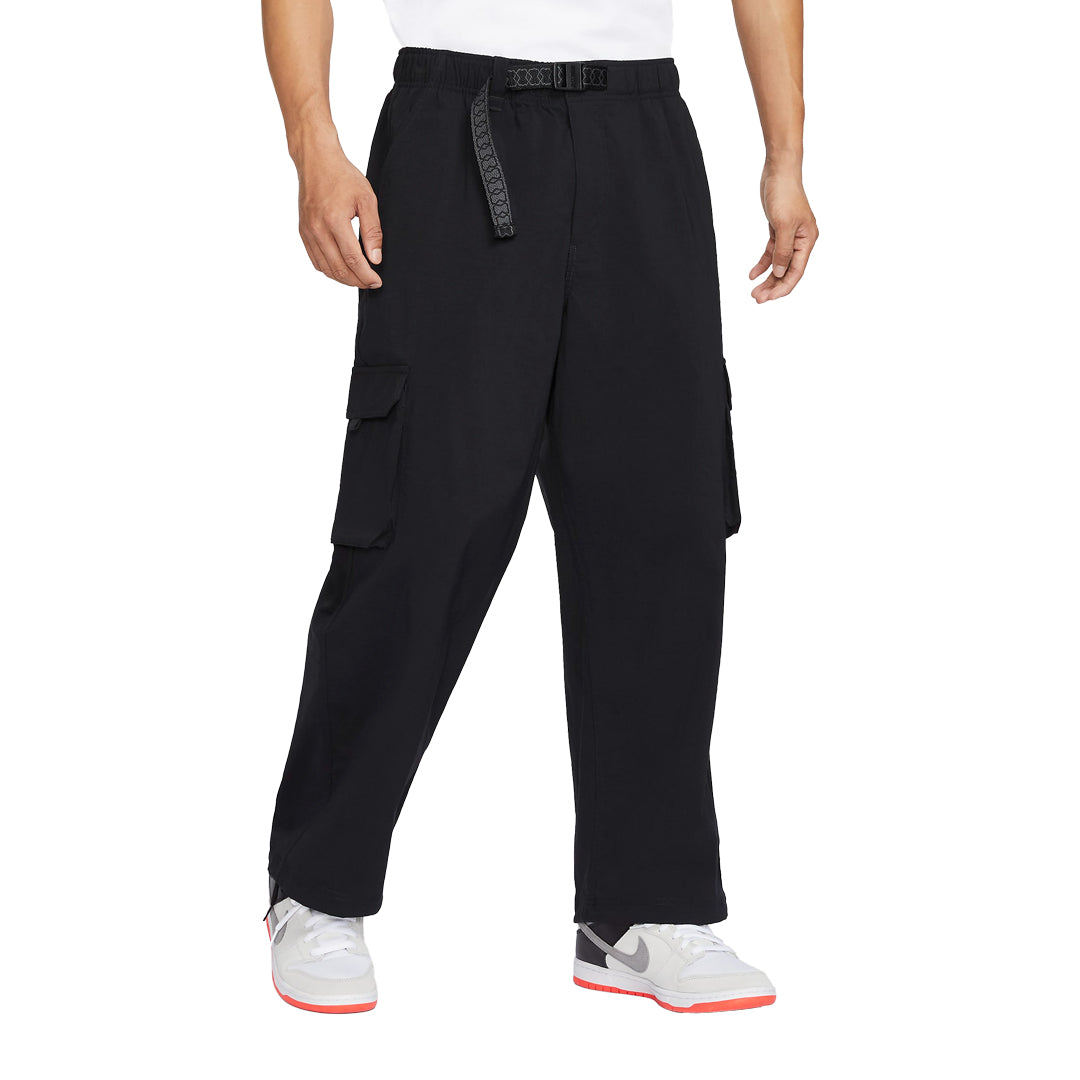 NIKE SB(ナイキ スケートボーディング)| NIKE SB DF KEARNY CARGO PANTS / BLACK/WHITE | スノーボード・スケートボードのTACTICS JAPAN