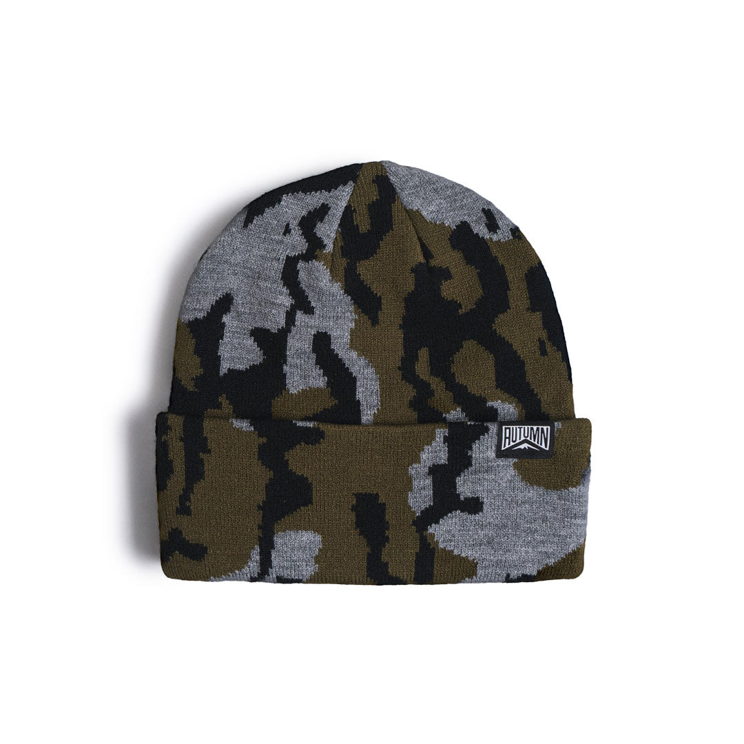 OLD GROWTH CAMO BEANIE / CEMENT