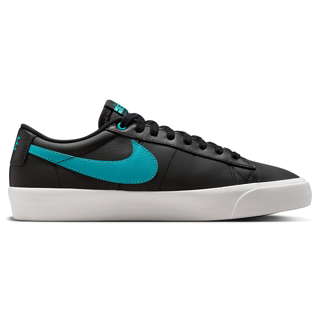NIKE SB(ナイキ スケートボーディング)| NIKE SB BLAZER LOW PRO GT / BLACK(DV1226-001)| スノーボード・スケートボードのTACTICS JAPAN