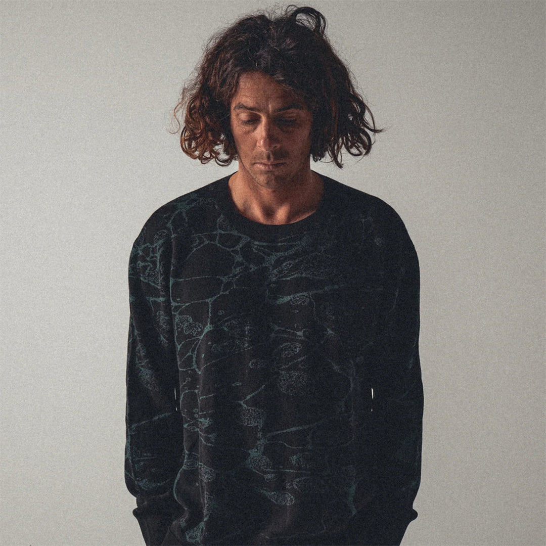 FORMER(フィーマー)| GLOBAL MIND CREW KNIT / BLACK | スノーボード・スケートボードのTACTICS JAPAN