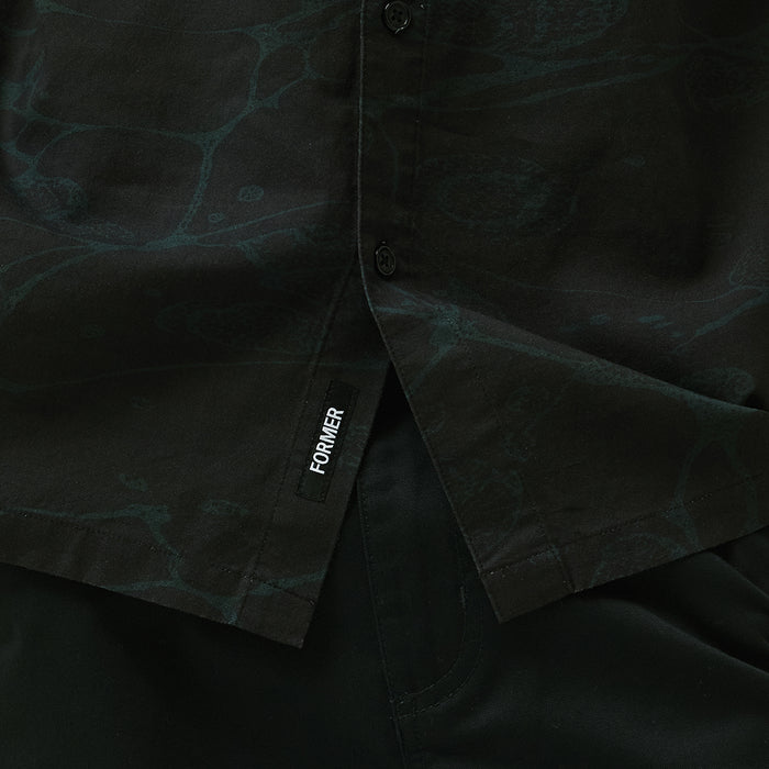 FORMER(フォーマー)| VIVIAN GLOBAL MIND SS SHIRT / BLACK | スノーボード・スケートボードのTACTICS JAPAN
