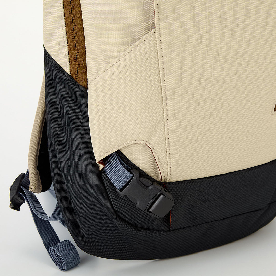 DAKINE(ダカイン)| HELI BACKPACK 12L / BRR | スノーボード・スケートボードのTACTICS JAPAN