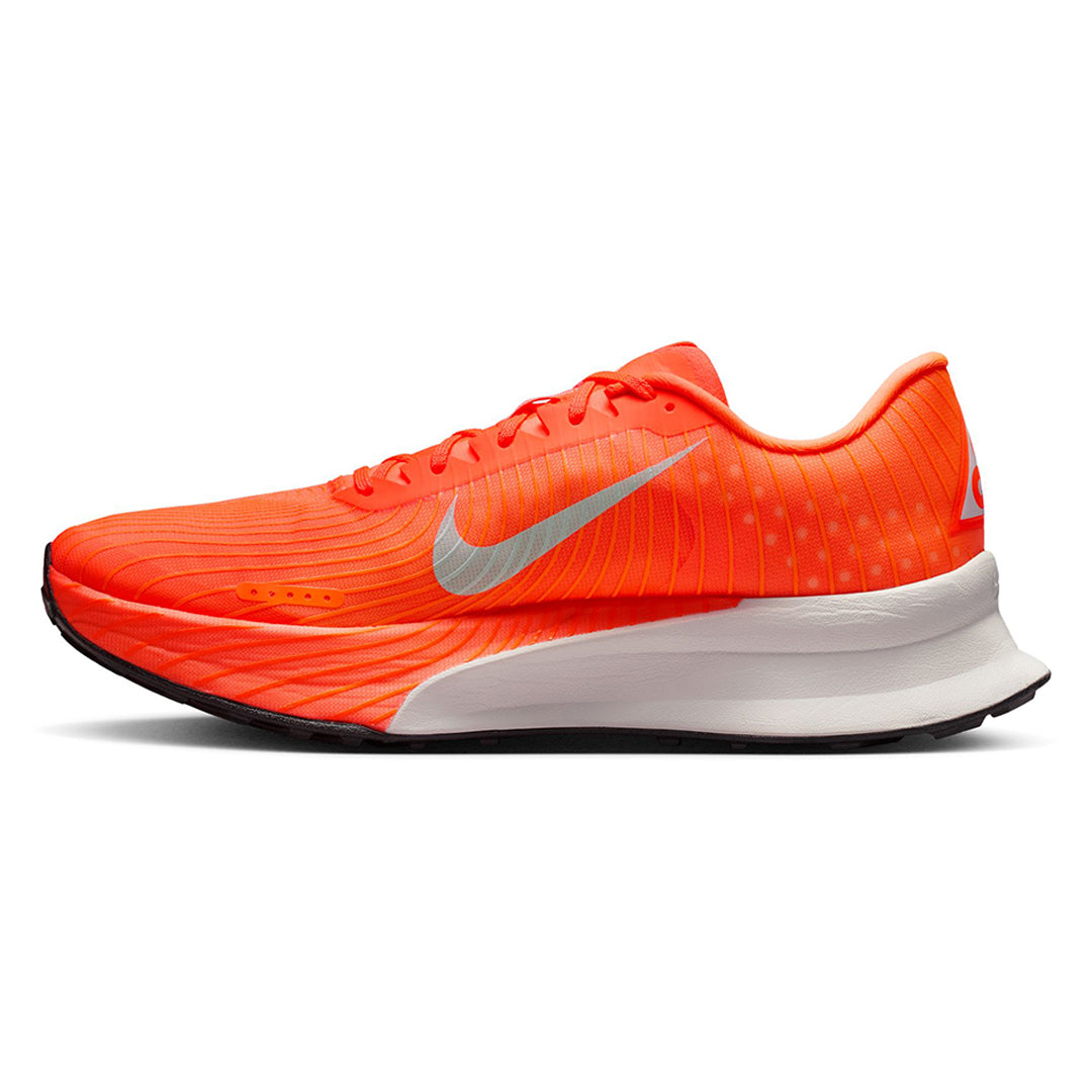 NIKE ACG(ナイキ エーシージー)| NIKE ACG ULTRAFLY TRAIL / HYPER CRIMSON/TOTAL ORANGE/VIVID | スノーボード・スケートボードのTACTICS JAPAN