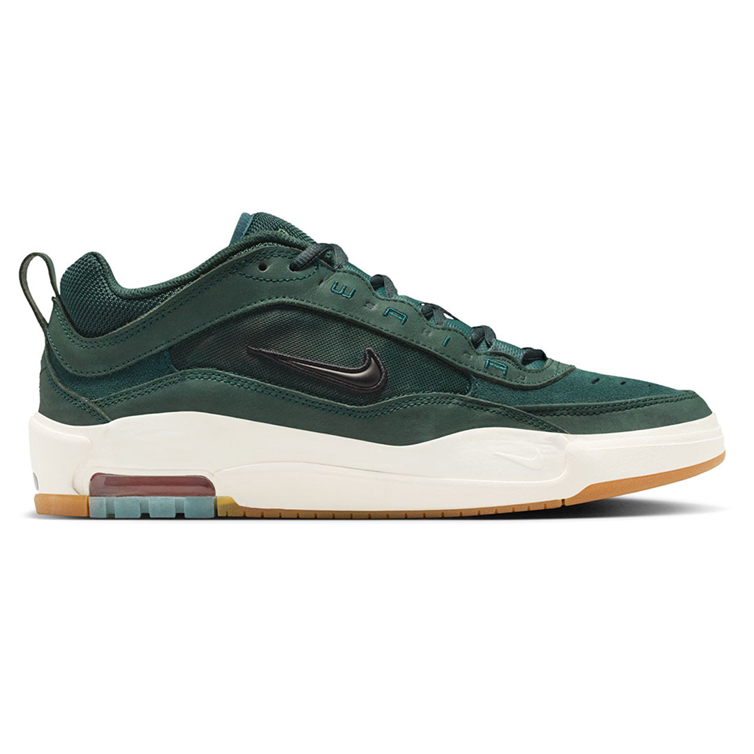 NIKE SB(ナイキ スケートボーディング)| NIKE AIR MAX ISHOD 2 ISO “DEEP FIR” | スノーボード・スケートボードのTACTICS JAPAN