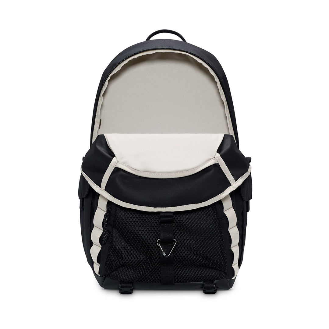 NIKE ACG(ナイキ オールコンディションズギア)| NIKE ACG DAYMAX BACKPACK 25L | スノーボード・スケートボードのTACTICS JAPAN