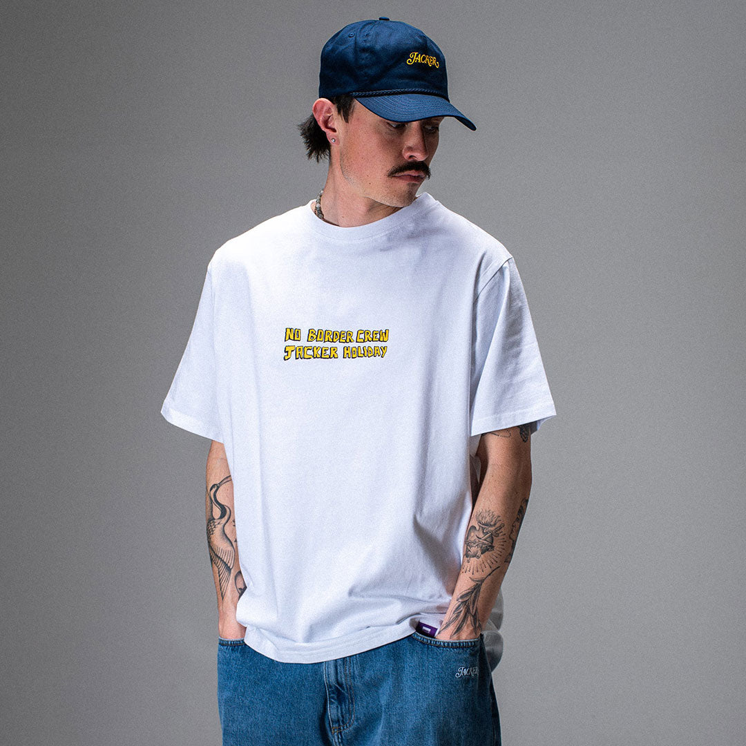 JACKER(ジャッカー)| HOLIDAY T-SHIRT / WHITE | スノーボード・スケートボードのTACTICS JAPAN