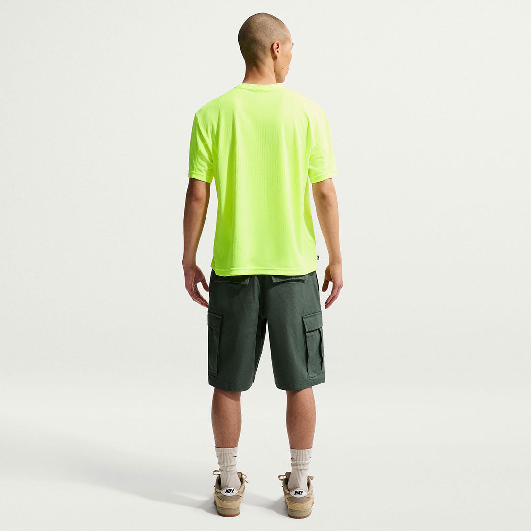 NIKE SB(ナイキ スケートボーディング)| NIKE SB ISHOD JERSEY S/S TOP / VOLT | スノーボード・スケートボードのTACTICS JAPAN
