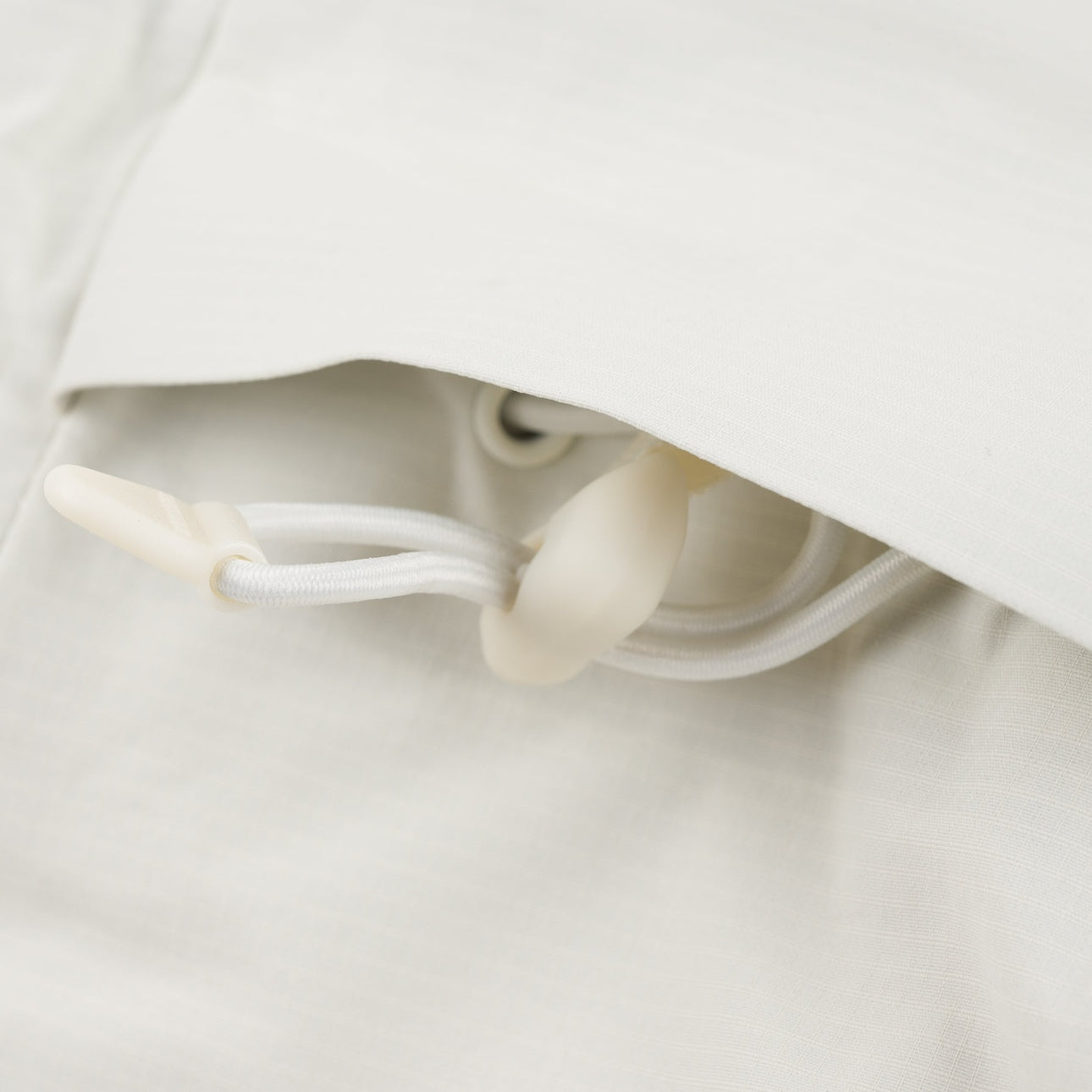 SOUVENIR SNOWBOARDING (スーベニア スノーボーディング)| 3 PLY RIPSTOP JACKET 2026 / MARSHMALLOW | スノーボード・スケートボードのTACTICS JAPAN