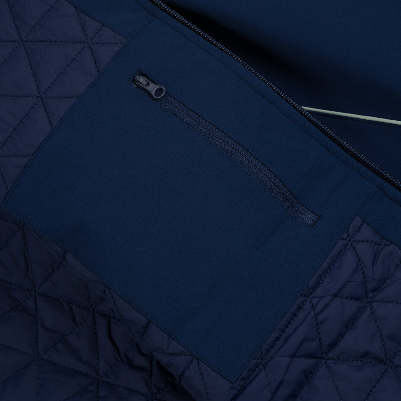 SOUVENIR SNOWBOARDING (スーベニア スノーボーディング)| INSULATED TRACK JACKET 2026 / NAVY | スノーボード・スケートボードのTACTICS JAPAN