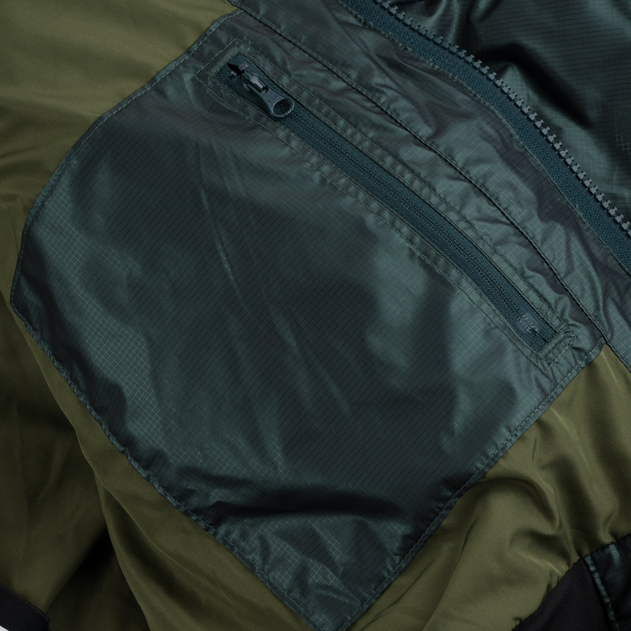 SOUVENIR SNOWBOARDING (スーベニア スノーボーディング)| MOUNTAIN PUFFY 2026 / DEEP FOREST | スノーボード・スケートボードのTACTICS JAPAN