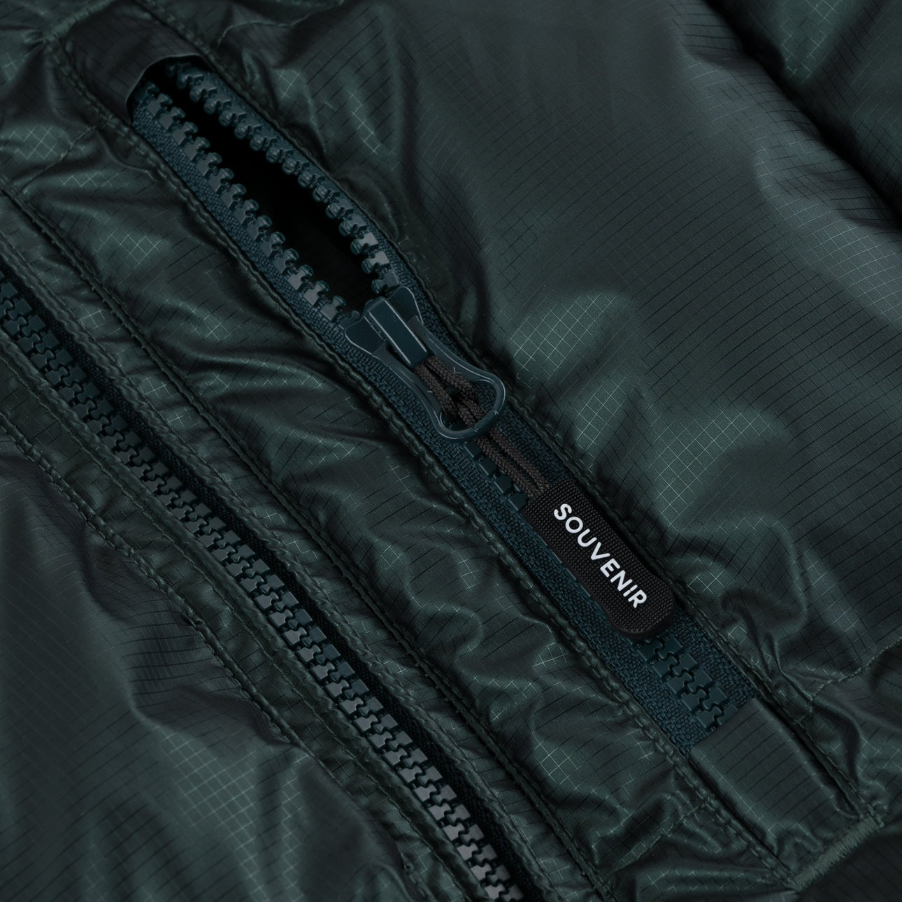 SOUVENIR SNOWBOARDING (スーベニア スノーボーディング)| MOUNTAIN PUFFY 2026 / DEEP FOREST | スノーボード・スケートボードのTACTICS JAPAN