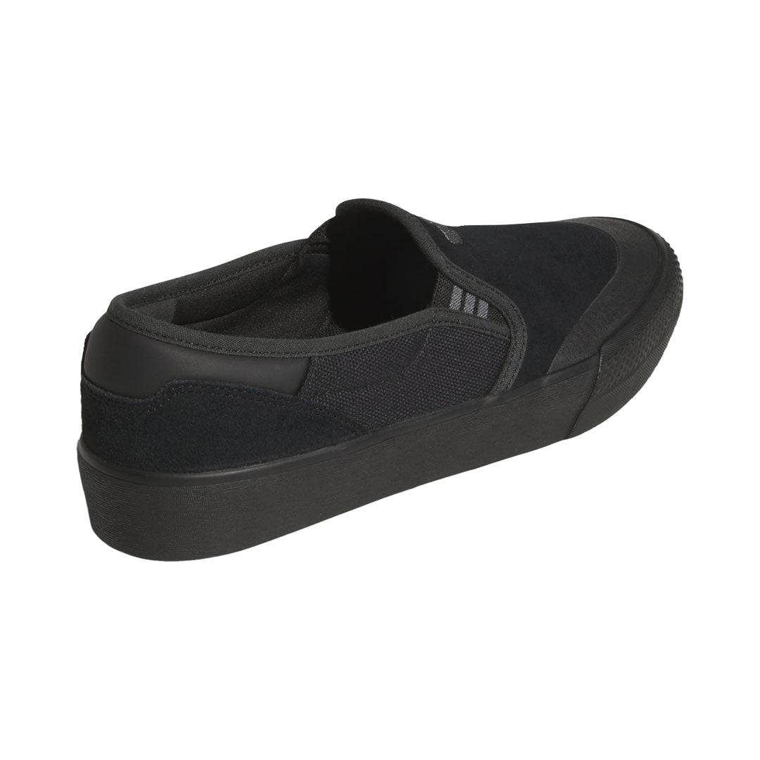 ADIDAS SKATEBOARDING(アディダス スケートボーディング)| SHMOOFOIL SLIP / CORE BLACK/GREY FOUR/CORE BLACK | スノーボード・スケートボードのTACTICS JAPAN