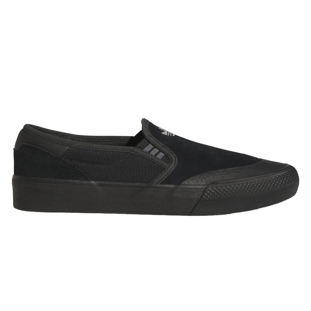 ADIDAS SKATEBOARDING(アディダス スケートボーディング)| SHMOOFOIL SLIP / CORE BLACK/GREY FOUR/CORE BLACK | スノーボード・スケートボードのTACTICS JAPAN