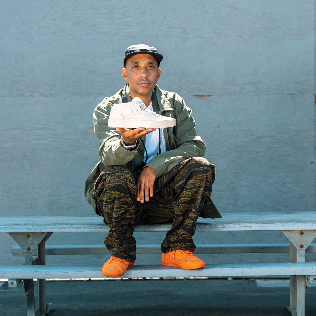 VANS(ヴァンズ)| SKATE HALF CAB WAFFLECUP BY ATIBA JEFFERSON / WHITE | スノーボード・スケートボードのTACTICS JAPAN